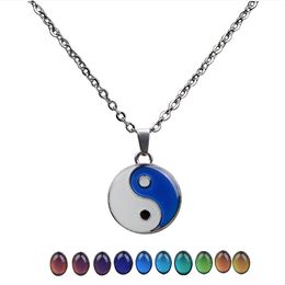 Yinyang Color Changement Température Collier COIN PENDANT FEMMES ENFANTS Colliers de mode