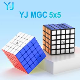 YJ MGC 5x5 M Magnetische Magic Speed Cube Stickerloze Professionele Fidget MGC 5 M Speelgoed Cubo Magico puzzel MGC 5M 240304