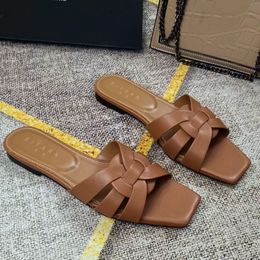 Yl hermosas zapatillas para mujeres de verano sandalias clásicas de moda diseñador simple y transpirable zapatos de diseño de playa romana