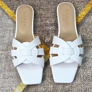 YL Designer Slippers Sandalen Mooie zomer dames slippers modieuze klassieke sandalen eenvoudige, comfortabele en ademende designer casual Romeinse strandschoenen 61