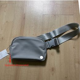 Sac de yoga Lu partout sac de ceinture noir Fanny Pack Designer classique Bum poitrine Bumbag nylon femmes hommes épaule bandoulière sacs de taille avec étiquette