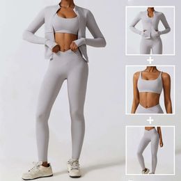 Yoga Lu Suit Align High Impact sportbeha Rekbare broek Hardloopjack met lange mouwen en duimgat Herfst 3-delige Gym Fiess-set Citroen Workout Gry LL