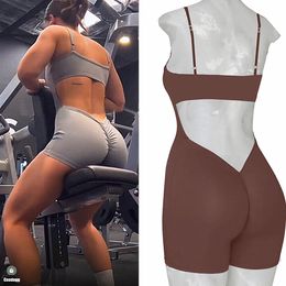 Yoga Outfit 2023 Pad V Cut Back Scrunch Ensembles Body Body Training Fitness Combinaison Danse Femme Costume Barboteuse 230607