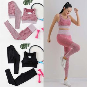 Yoga Outfit Gym Femme Survêtement Ensemble Sans Couture Sport Leggings Fitness Costume À Manches Longues Haut Vêtements D'entraînement Soutien-Gorge De Sport Sportswear 3 Pièce