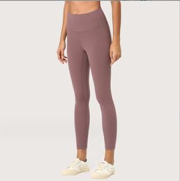 Yoga-outfit Nieuwe dubbelzijdige geborstelde broek voor dames Huidvriendelijk en naakt Cropped Hoge taille Heup Lifting Drop Delivery Otxuc