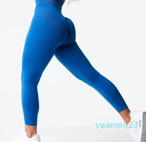 Yoga Outfit Nvgtn Gebreide ZIJDEACHTIGE Effen Naadloze Legging Womens Workout Yoga Broek Zweetafvoerend Fitness Outfits Gym Panty's Sportkleding