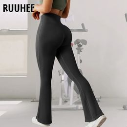 Yoga Outfit Ruuhee Leggings côtelés sans couture Femmes évasées pour Fitness Butt Lifting Push Up Taille haute Pantalon Femme 231020