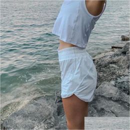 Shorts de tenue de yoga faux pantalons en filet en deux pièces sportives pour les femmes séchées rapides et anti-gâchis extérieure