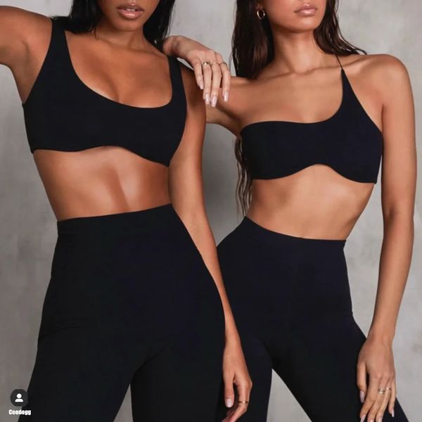 Tenue de yoga Tissu extensible doux Sous-vêtements à sangle unique Ourlet incurvé Haut de fitness Support léger à séchage rapide Soutien-gorge de sport Pilates 231115