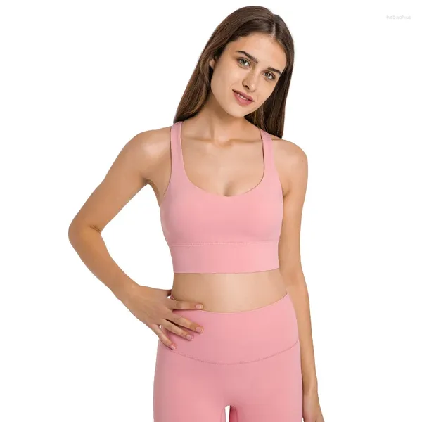 Traje de yoga Soft Widen Hem Strappy Sports Bra para mujeres Criss-Cross Back Medium Impact Bras Acolchado Gym Tops Sport Brassiere