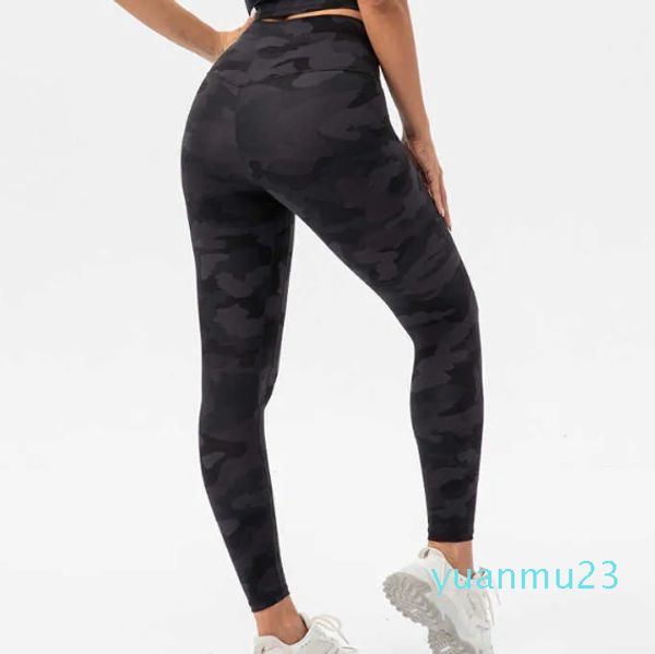 Trajes de yoga Capris Camo Gym Leggings Running Fiess Mujeres Medias Pantalones deportivos impresos