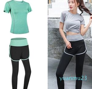 Tenues de yoga Pantalons / shorts taille haute T-shirt Femmes Set Piece Costume Tenue de sport Séchage rapide Élastique Survêtements Fitness Gym