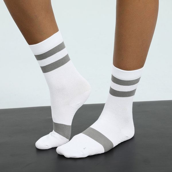 Yoga course à pied entraînement fitness respirabilité séchage rapide PVC élastique particules de distribution antidérapant grip doux pour la peau doux absorbant la sueur chaussettes droites