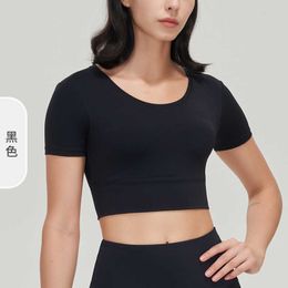 Yoga Top Suit Gym Vêtements Collants pour femmes avec une chemise de sport de soutien-gorge à manches courtes coulant mince couleur