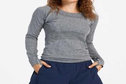 Yogaworld Vêtements Womens Tops Tees Tshirt Tracksuit Femme Sports Fitness Running Yoga Soft Breathable Slim Shorts à manches longues T4226688