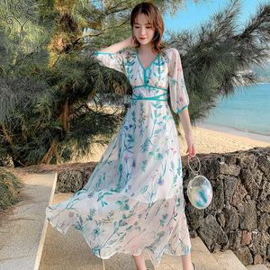 Yosimi Femmes Robe longue Summer Green Floral Print Mousseline de mousseline Vintage Col V Mi-mollet A-Line Robes de soirée à manches courtes élégantes 210604