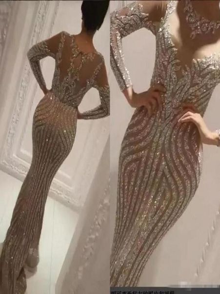 Yousef Aljasmi Charbel Zoe Robes à manches longues Tenue de soirée Cristaux de luxe Robe de soirée en or Zuhair murad Robes de bal de célébrité6698907