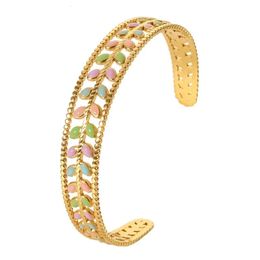 Juvenilway abre brazalete de acero inoxidable para mujeres Summer Green Metal Golden Charm Gold Wating Jewelry Gift 240410
