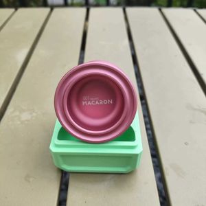 Yoyo profesional no respondiendo pequeño yoyos aleación de aluminio metal yoyo 10 bola kk rodamiento con caja de color de cuerda