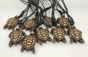 YQTDMY 12 stks Donkerbruin Yak Bot Schildpad Schildpad Ketting Hangers Waxkoord Verstelbare Hawaii Surfer Ketting Mode-sieraden9664582