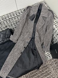 YS Women's Brand Jacket Overcoat 2023 Nieuwe Autumn Winter Logoo Tweed Coat Designer High-End Wind Breakher Jacket Casual Spring Coat Damesmodejas Verjaardagsgeschenk