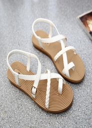 Yu Kube Summer Chaussures femme sandales élastiques plates sandalias mujer 2020 Sandales de plage à lacets dames tongs blancs y20063878373