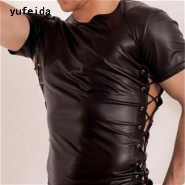 YUDEIDA, nueva camiseta Sexy para hombre, camisetas interiores de cuero con vendaje negro, ropa para gais de manga corta, producto sexual, camiseta sin mangas elástica a la moda V2303