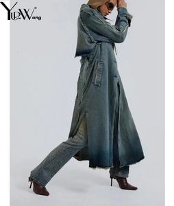 Yuerwang femmes Denim Trench Coat 2023 automne à lacets coupe-vent mode tout Match ample décontracté Long Jean Overocat 240105