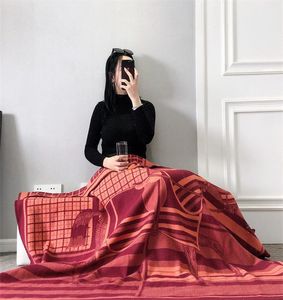 YUEXUAN Designer Luxe Dekens Kasjmier Zachte Wollen Sjaal Draagbare Warme Slaapbank Fleece Gebreide Airconditioner Gooi Deken 140CMx170CM Vrouwen Geschenk