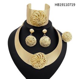 Yulaili nueva boda nigeriana nupcial africana Dubai juegos de joyas para mujer collar grande dorado y plateado pendientes pulsera Ring267H