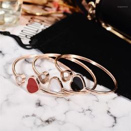 YUN RUO Mode-sieraden Rose Goud Kleur Luxe Rood Wit Hart Bangle Lover Manchet 316 L Roestvrij Staal Vrouw Niet vervagen 2020 1279n