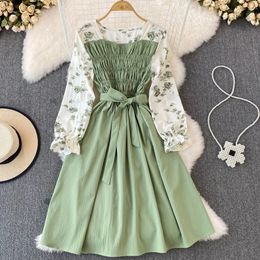 Yuoomuoo Chic Fashion Floral Imprimé à manches longues Femmes Veilleur Spring Elegant Vintage Bandage Slim Taist Party Vestidos 240329