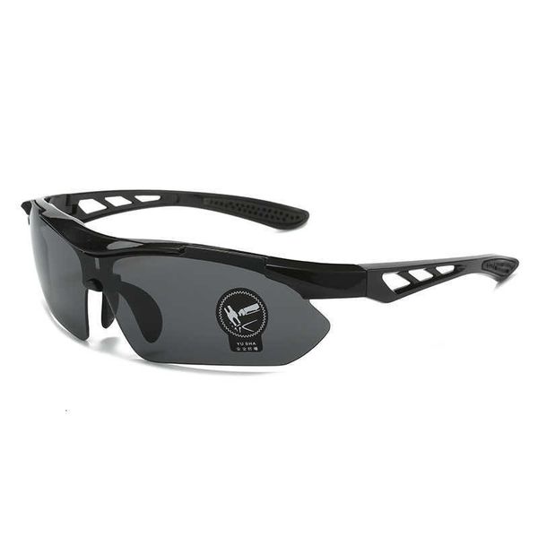 Yusha's nouvelles lunettes de soleil de Vision nocturne de cyclisme pour hommes et femmes lunettes de sport coupe-vent 8337 en plein air