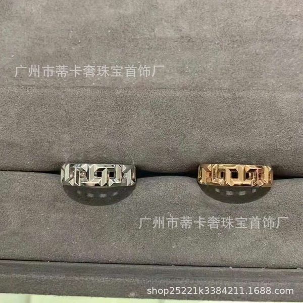 Yvld Anillos De Banda Joyería Ahuecado S Sier Chapado En Oro Réplica Moda Amantes De Las Estrellas Anillo con Letra En T