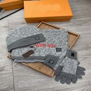 yy2023 Nieuwe Sjaal Hoed Handschoenenset Designer Hoedensjaal Geruite Sjaal Klassiek 3-delige set Winter Warm kalotje Heren Dames Gebreide sjaal Wol Materiaal Schedelkap Banddoos