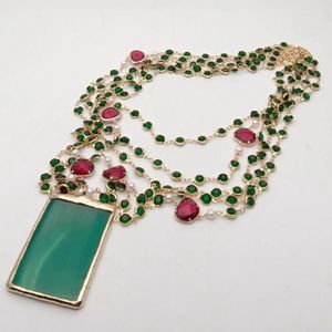 Yygem Green Agate Pendant 5 strengen 18 '' White Pearl Green Red Crystal Chain Handmade Vintage Party Style 231222