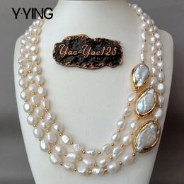 Yying 20 3 rangées Collier de perle baroque cultivé Keshi Pearl Gold Colded Connector Chokers Mariage de luxe pour les femmes 240518
