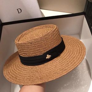 Z01v Brede Rand Hoeden Emmer Handgemaakte Stro Strandhoed voor Vrouwen Zomervakantie Panama Cap Mode Concave Platte Zonwering Vizier