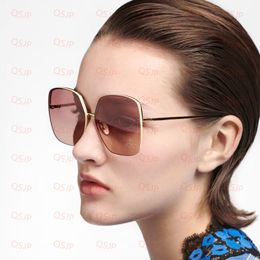 Z2013U GLAM SQUE Gafas de sol de diseñador para mujeres Gasas de ojo de gradiente de mujer Marco de metal y cristal elegante Lunetas de vacaciones de ocio de ocio