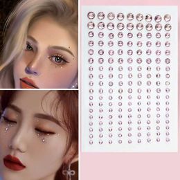 ZD2O Tattoo Transfert Face Risestones pour maquillage Temporary Facial Jewels Stickers Crystal Tear Gem Stones Pearl for Festival Party Maquillage Accessory 240427