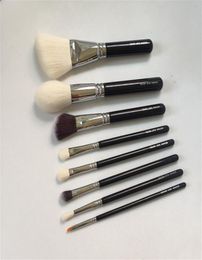 Ze Makeup Brushes 100 Luxe Face Finish 101 DÉFINER 128 CRAME COMEK 232 Eye Shader 227 fard à paupières 224 Cliner Beauté Mélange C6211827