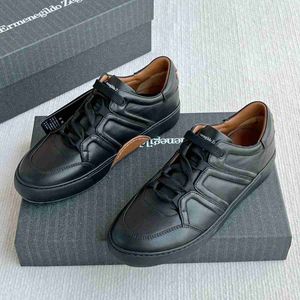 New Mens Low Top Lace Up Sports Casual ShoesVersatile High-end Mens Shoes con colores contrastantes para hombres de moda