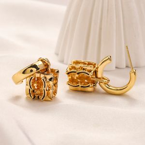 ZG2288 Women 18K Gold vergulde designer Messing Copper Ear Stud -oorbellen Modemerkontwerpers Geometrie Letters Crystal Rhinestone Earring Wedding Party Joomerlry