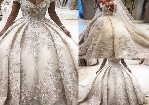 Ziad Nakad Luxury 3d Détail floral robes de mariée robes de mariée étonnant les robes de mariée de la princesse royale de la Saudi.