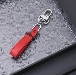 Porte-clés de voiture en cuir et alliage de Zinc, fermoir Vachette, créatif et Simple, pendentif, ornement de voiture, en Stock