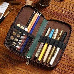 Zipper Retro Pen Pouch Leather Pencils Case for School Studenten Cowhide Men Pencil Bag met Pens Slots 240429