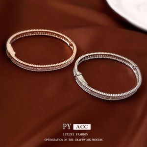 Bracelet de boucle zircon, design personnalisé à la mode, bracelet cool luxueux, à la mode et populaire