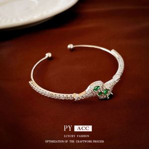 Bracelet ouvert en forme de serpent en zircon avec design unique à la mode, un nouvel artisanat cool et individualisé