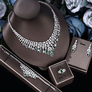 Zircon Super Deluxe Pichel Drop Drop Big Wedding Bridal Collier Boucles d'oreilles 4 pièces Nigerian Dubai Womens Jewelry Set 240511