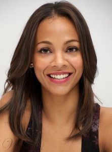 Perruque Lisse Moyenne Zoe Saldana 16 Pouces Brun Foncé